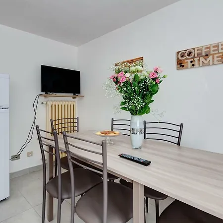 Apartment Fabula *